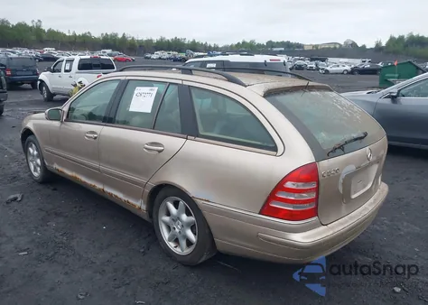 2002 Mercedes-Benz C 320 z USA, uszkodzony, nr VIN WDBRH64J32F166789